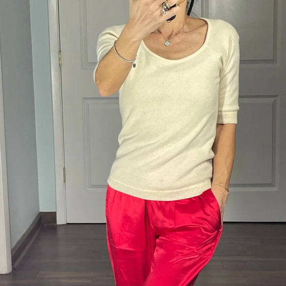 BCBG MAXAZRIA Collection 100% Cashmere Open Back Sweater size M - Picture 1 of 10